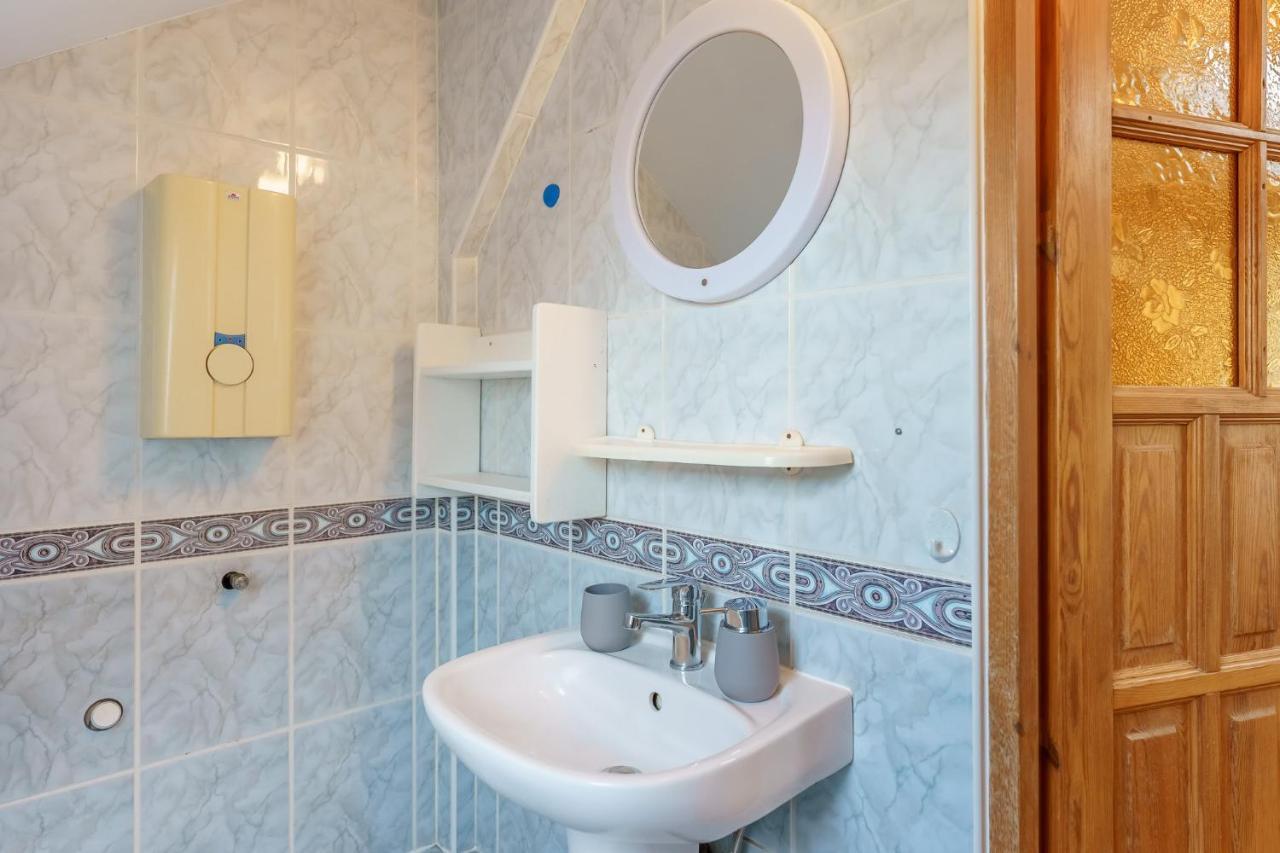 Klimatyczny Apartament Przy Bulwarze Optima Apartment Kolobrzeg Exterior photo